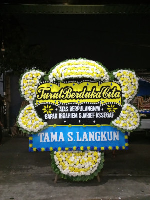 Papan Bunga Duka di Long Kali